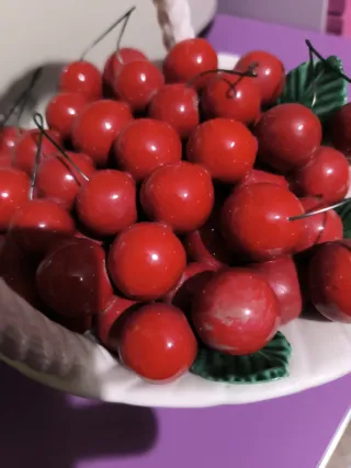 Cesta Cerámica Decorativa Frutas Rojas