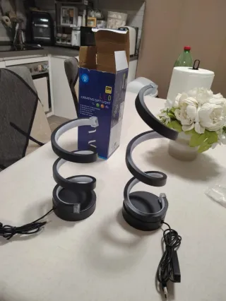 Lampada LED USB Design Moderno