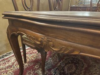 Tavolo da pranzo e 6 sedie in legno