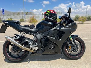 Yamaha R6 2005 Negra