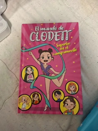 SUPERLÍO:en el campamento, sobre ruedas, en el zoo