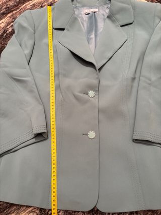 Elegante chaqueta verde agua