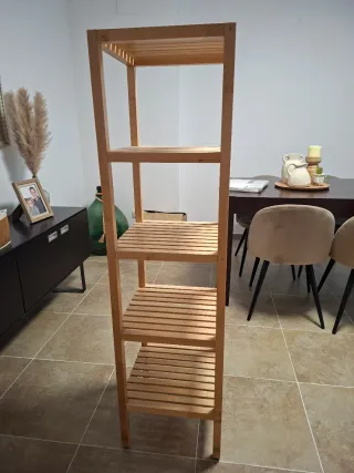 Estantería de madera Ikea