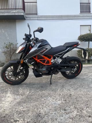 KTM Duke 125 gris/naranja