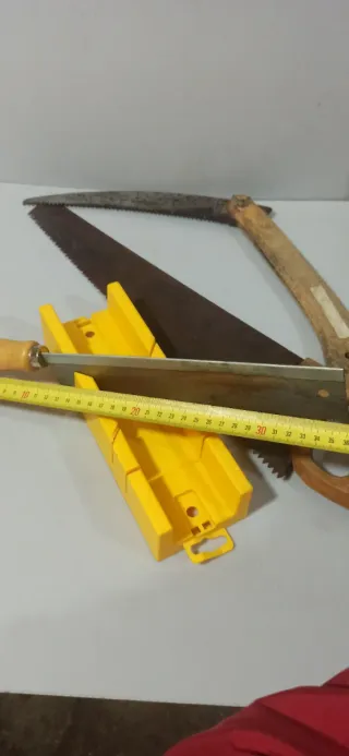 Lote 3 sierras , serrucho de mano