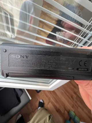 Radio Sony AM/FM Portátil Negra