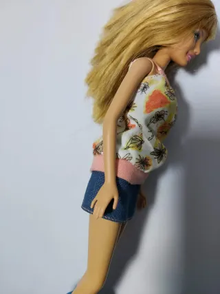 Barbie Summer Accessories Galore!