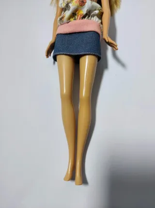 Barbie Summer Accessories Galore!