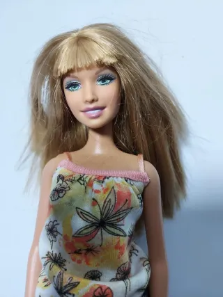 Barbie Summer Accessories Galore!