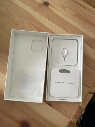 iPhone 12 64GB Morado