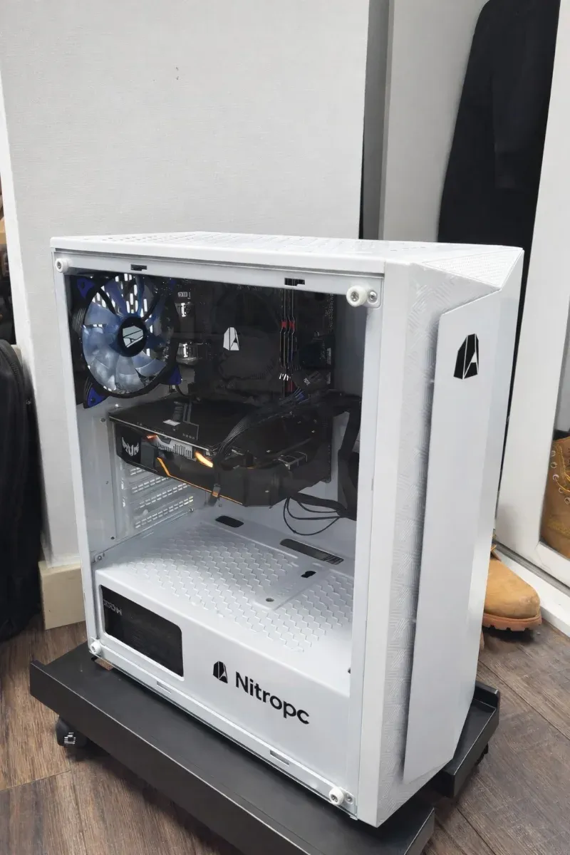 PC Gaming i5 9600k GTX1650 16GB RAM