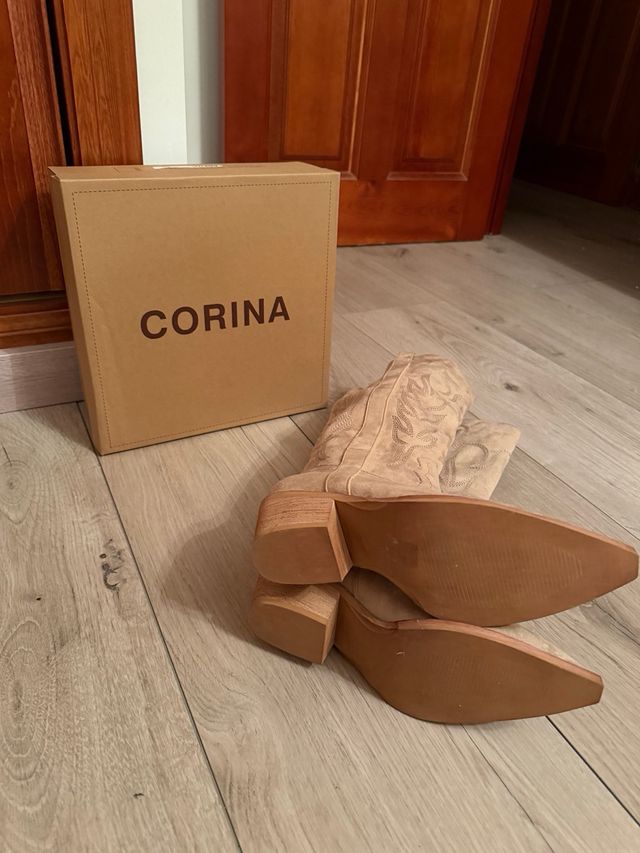 Botas camperas arena  mujer