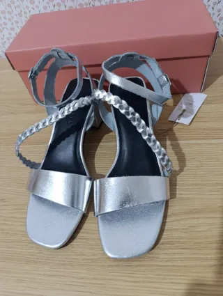Sandalias tacón plateadas