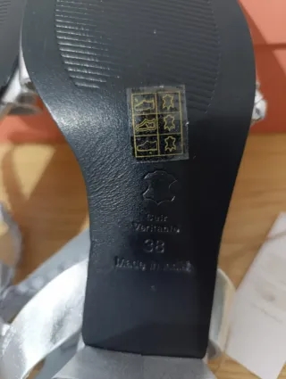 Sandalias tacón plateadas