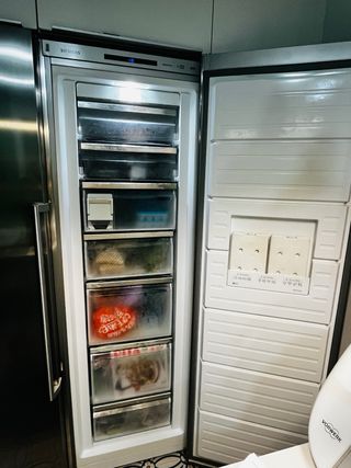 Frigorífico y congelador independientes SiemensA++