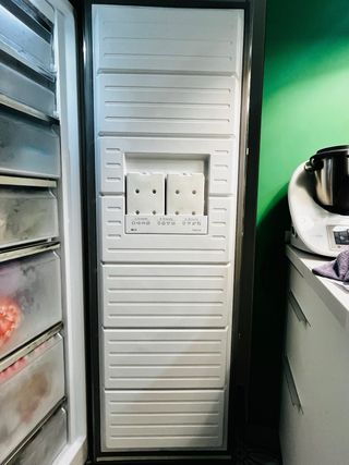 Frigorífico y congelador independientes SiemensA++