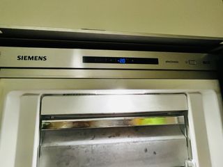 Frigorífico y congelador independientes SiemensA++