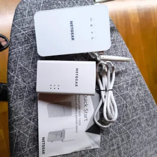 NETGEAR PLC WiFi 1000 + Repetidor