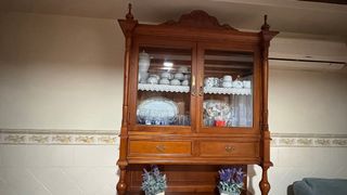 Aparador madera maciza vitrina y cajones