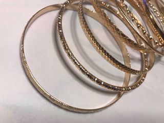 10 Pulseras Chapadas en Oro