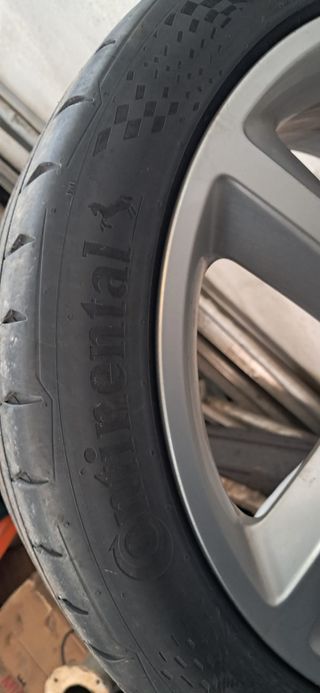 Llantas Deportivas Continental y Firestone