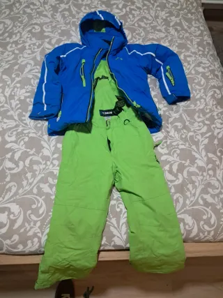 Conjunto chaqueta y pantslon de esquí BRUGI