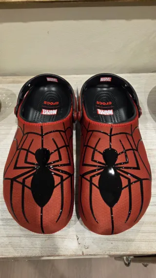 Crocs Marvel Spider-Man Talla 45-46