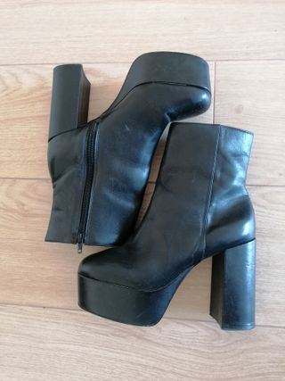 Botas Arezzo Piel T38 Plataforma Tacón