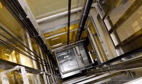 Reforma de escalera para ascensor