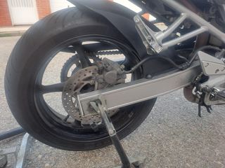 Yamaha FZ6 N - Gris/Plata. Particular