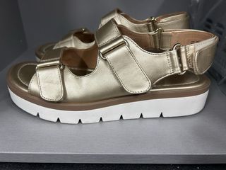 Zapatos de tacón beige/rosa