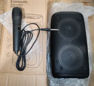 Altavoz inalámbrico HY-3317 con luces RGB y micróf