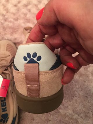 Zapatillas Beige y Azul