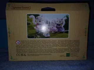 Familia Leopardo de las Nieves Sylvanian Families