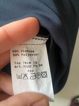 Blusa premium boutique azul talla 46