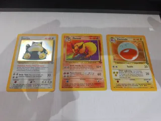 Lote 3 cartas Pokémon: Snorlax, Flareon, Electrode