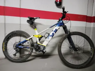 Bicicleta Eléctrica E-bike Husqvarna MC