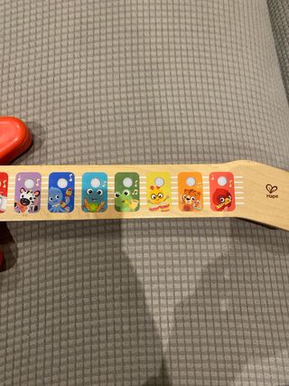 Guitarra Hape Táctil Infantil