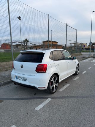 Volkswagen Polo GTI DSG 2011