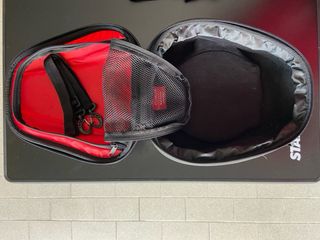 Borsa serbatoio Givi Tanklock ST610