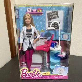 7 Barbies Play Set (perrita, niñas, bebé, Stacie)