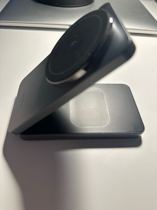 UGREEN MagFlow Cargador Inalámbrico