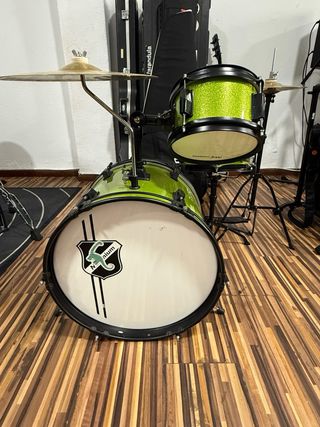 Batería Millenium kid Verde Brillante