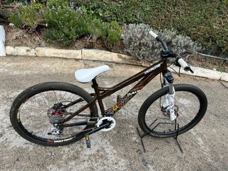 Bicicleta Dirt Jump Specialized P.2 2008