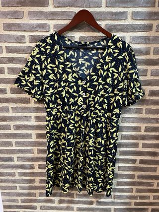 Vestido estampado hojas negro y amarillo