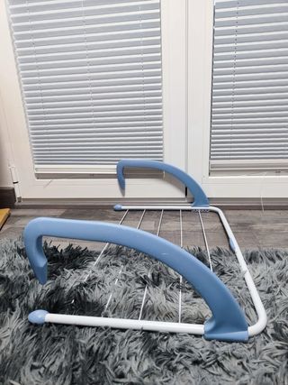 Tendedero colgante azul y blanco