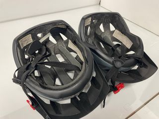2 Cascos Bicicleta MTB Negro