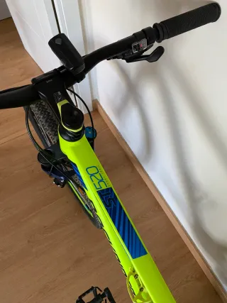 Bicicleta 27,5" Talla L Rockrider ST 520