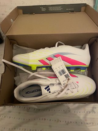 Botas de fútbol Adidas Predator. Talla 44.