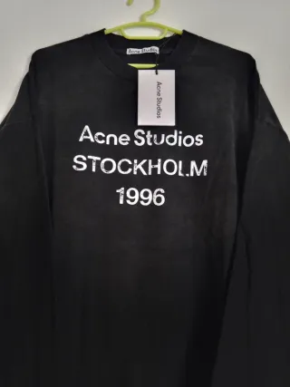 Camiseta Acne Studios Stockholm 1996 Negra T/S